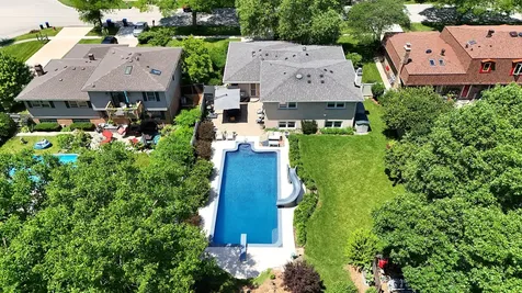 7933 Glen Lane Darien IL 60561