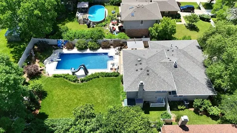 7933 Glen Lane Darien IL 60561