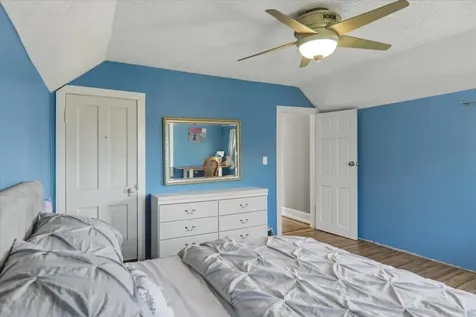 17669 North 2400 Road E Towanda IL 61776