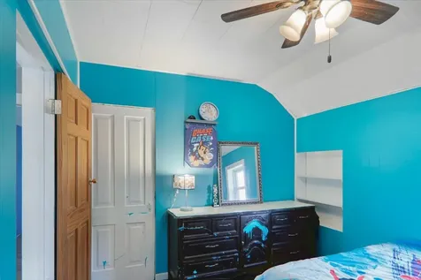 17669 North 2400 Road E Towanda IL 61776