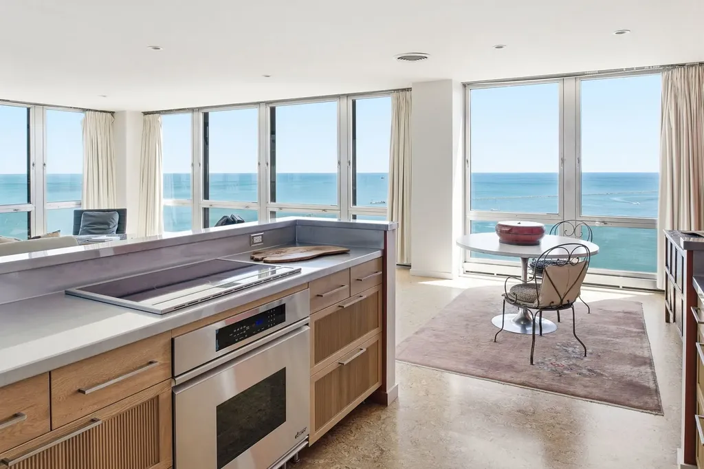 860 North Lake Shore Drive Chicago IL 60611