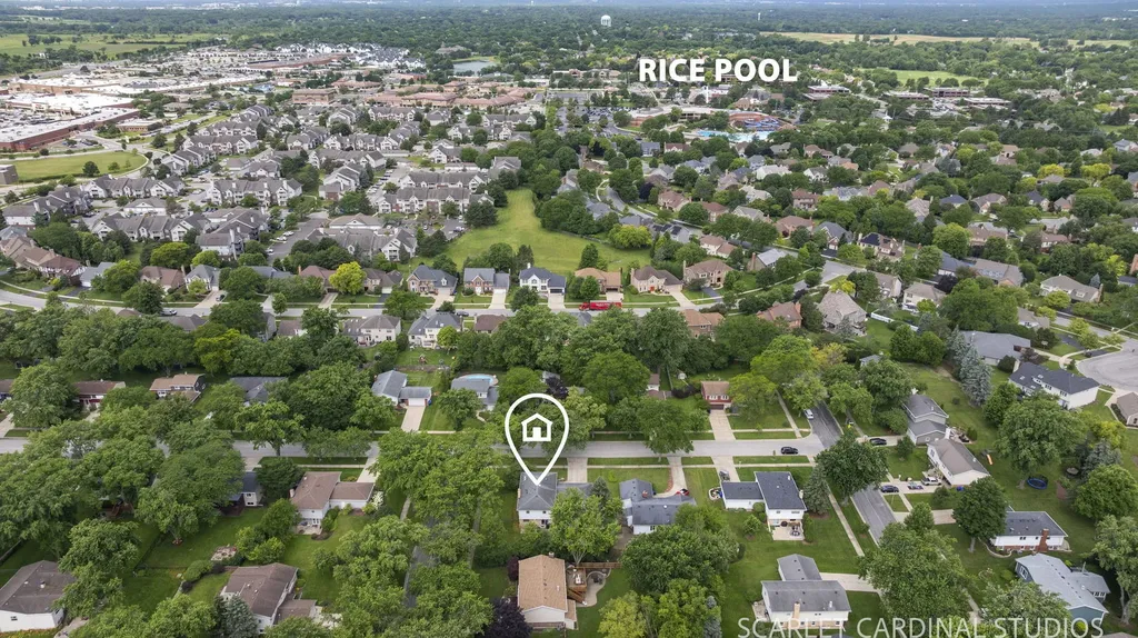 1881 Cambridge Lane Wheaton IL 60189