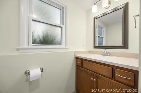 1881 Cambridge Lane Wheaton IL 60189
