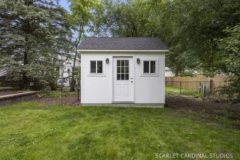 1881 Cambridge Lane Wheaton IL 60189