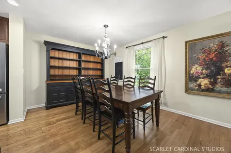 1881 Cambridge Lane Wheaton IL 60189