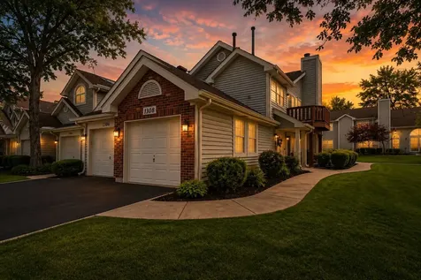 1308 Coldspring Road Carol Stream IL 60188