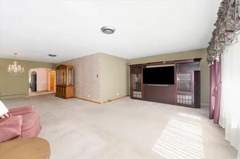418 East End Avenue Hillside IL 60162