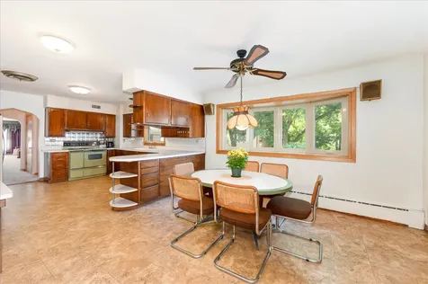 418 East End Avenue Hillside IL 60162