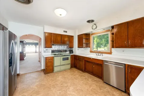 418 East End Avenue Hillside IL 60162