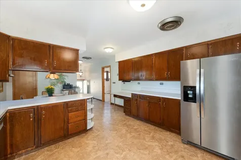 418 East End Avenue Hillside IL 60162