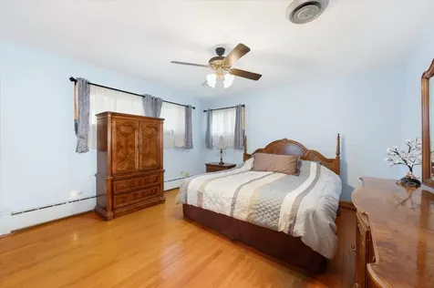 418 East End Avenue Hillside IL 60162