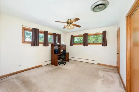 418 East End Avenue Hillside IL 60162