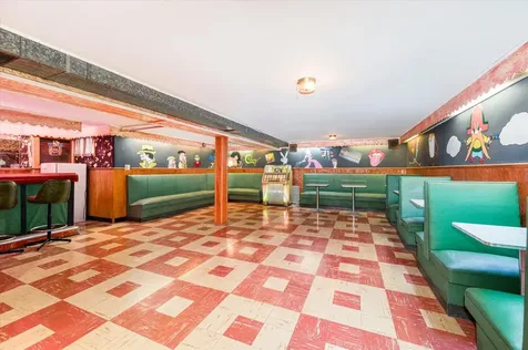 418 East End Avenue Hillside IL 60162