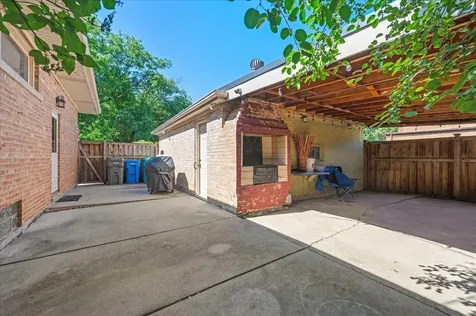 418 East End Avenue Hillside IL 60162