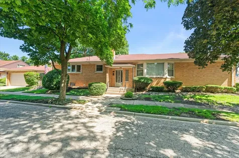418 East End Avenue Hillside IL 60162