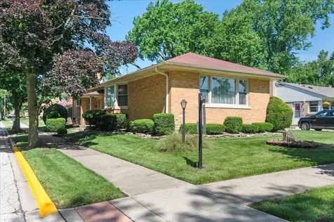 418 East End Avenue Hillside IL 60162