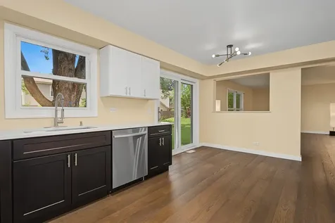 5 Keswick Lane Vernon Hills IL 60061