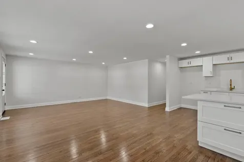 3735 169TH Street Country Club Hills IL 60478