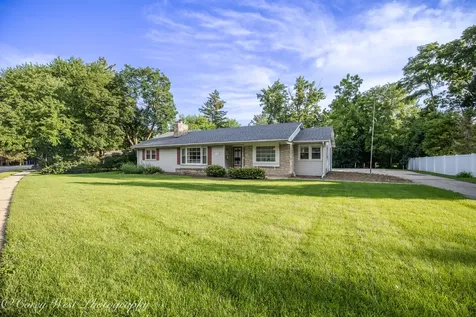 1319 W State Street Geneva IL 60134