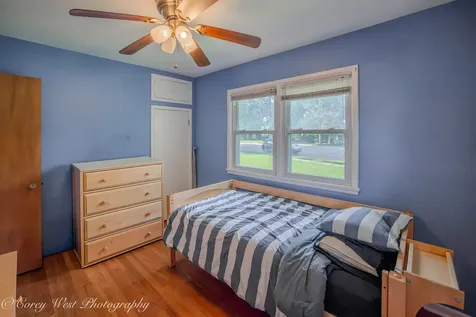 1319 W State Street Geneva IL 60134
