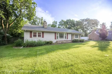 1319 W State Street Geneva IL 60134