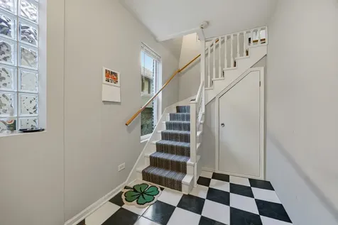 1933 North Winchester Street Chicago IL 60622
