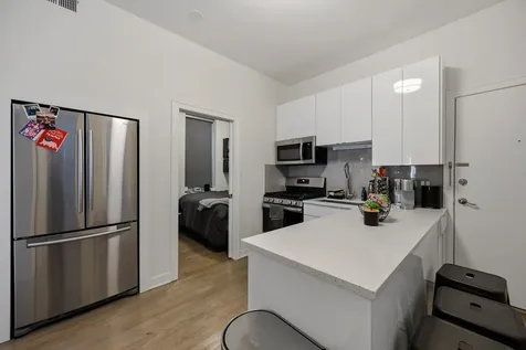1933 North Winchester Street Chicago IL 60622