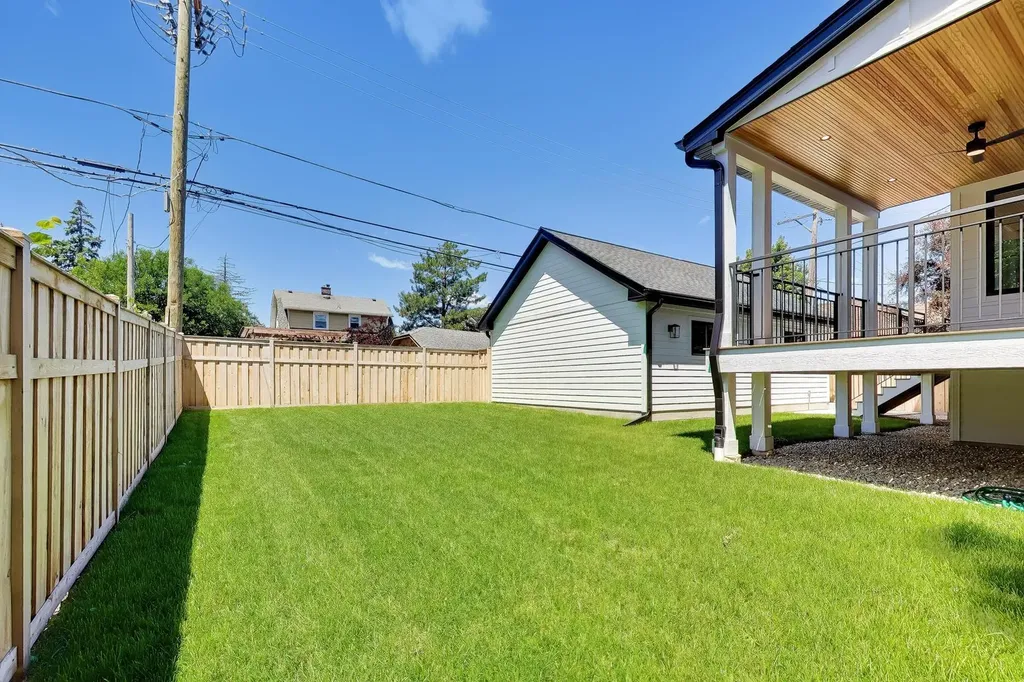 6010 North Neva Avenue Chicago IL 60631