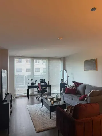 1209 West Arthur Avenue Chicago IL 60626