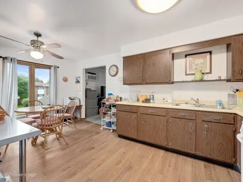 516 South La Grange Road La Grange IL 60525