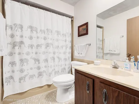 516 South La Grange Road La Grange IL 60525