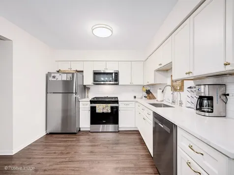 516 South La Grange Road La Grange IL 60525
