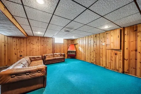 418 Highland Road Willowbrook IL 60527