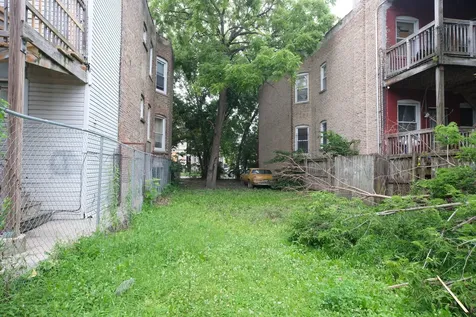 4037 West Wilcox Street Chicago IL 60624