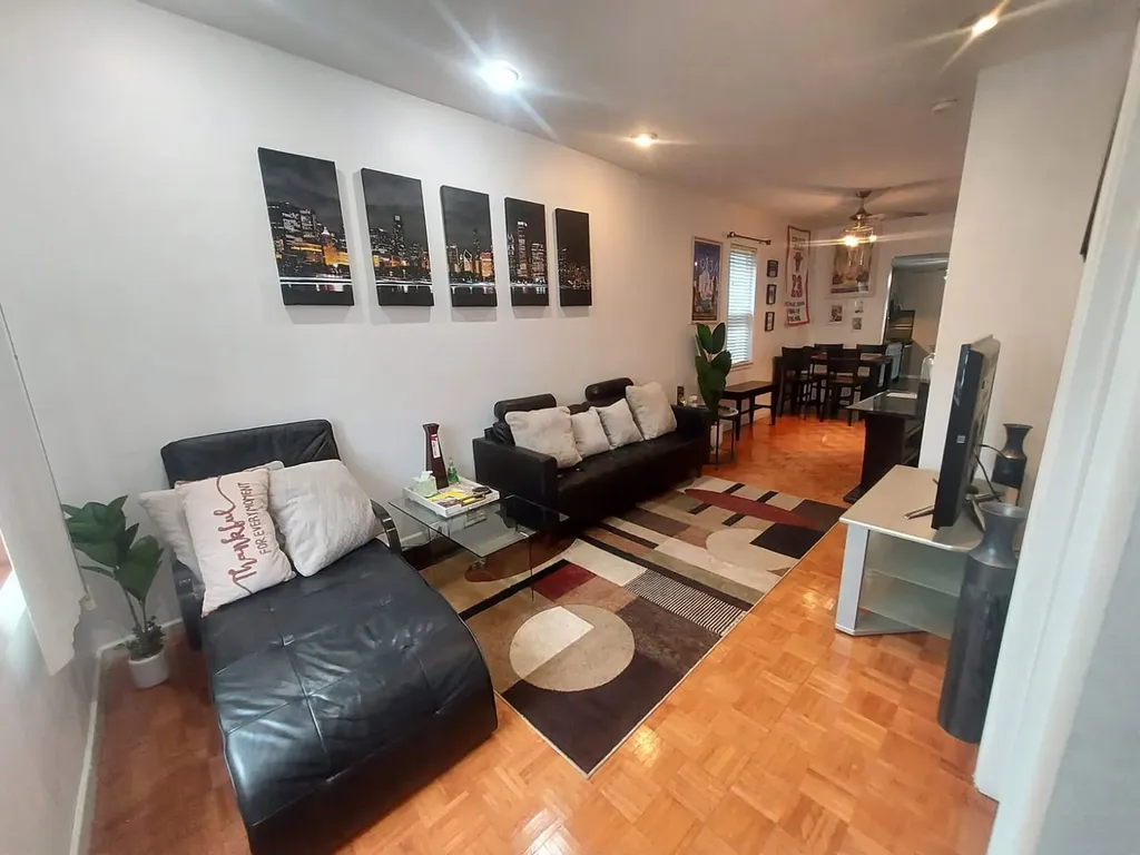 2516 West Lyndale Street Chicago IL 60647