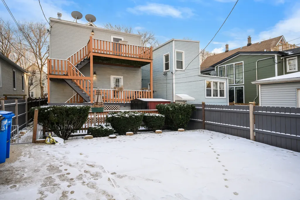 2516 West Lyndale Street Chicago IL 60647