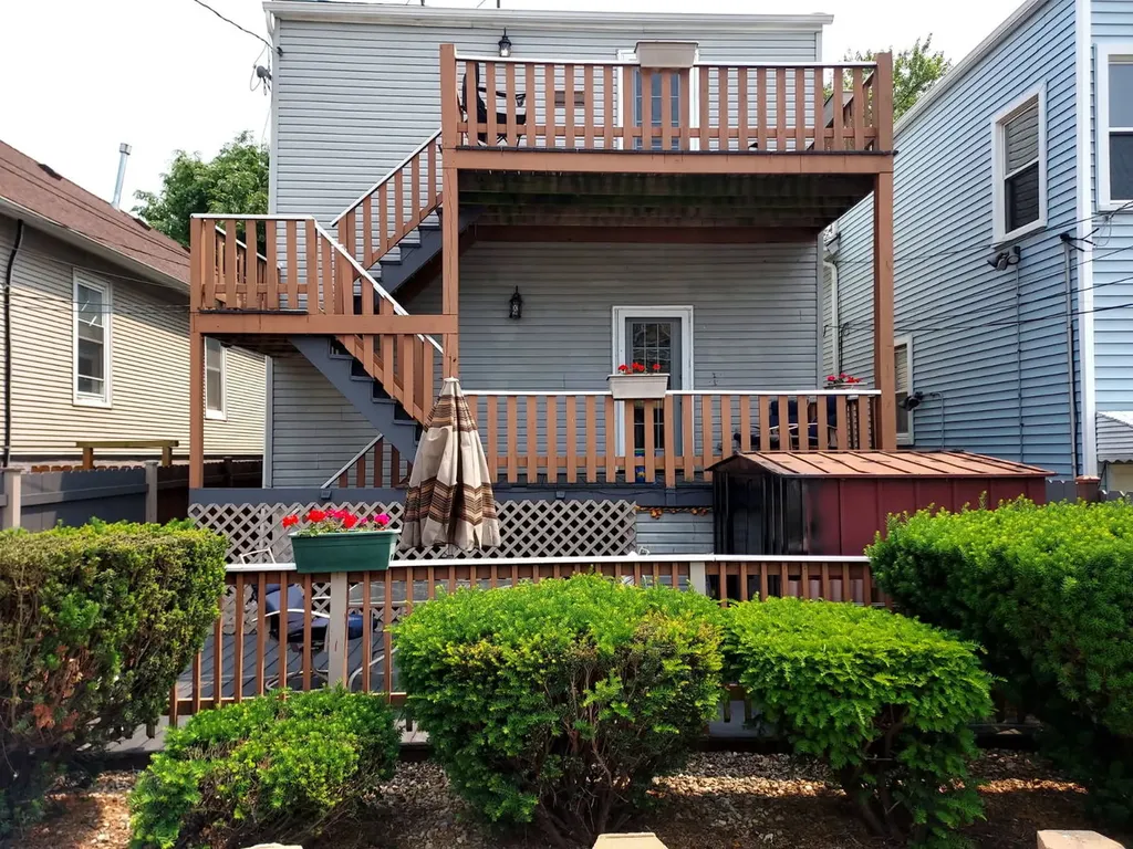 2516 West Lyndale Street Chicago IL 60647