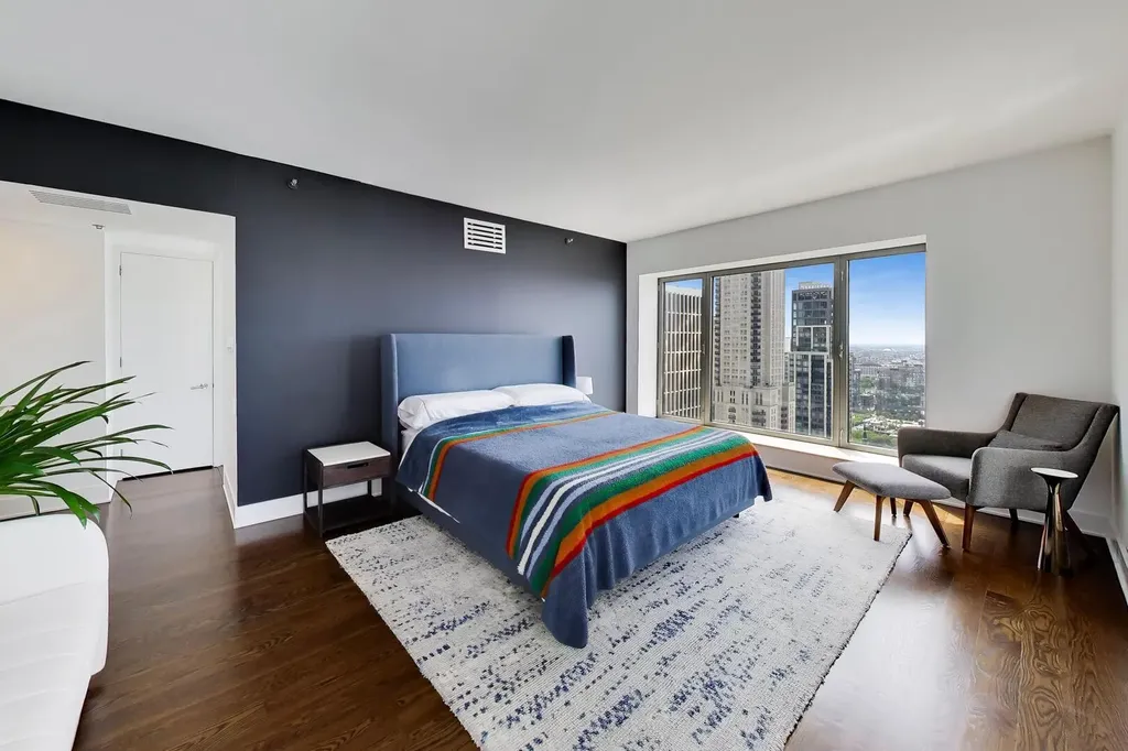 950 North Michigan Avenue Chicago IL 60611