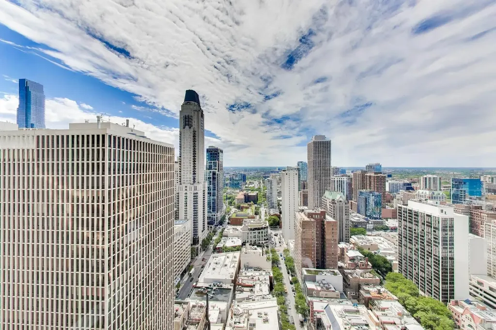 950 North Michigan Avenue Chicago IL 60611