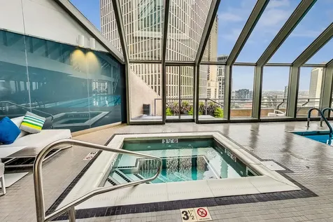 950 North Michigan Avenue Chicago IL 60611