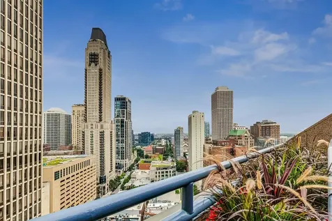 950 North Michigan Avenue Chicago IL 60611