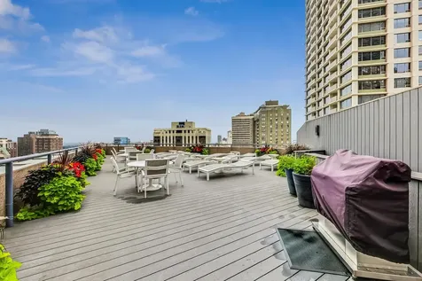 950 North Michigan Avenue Chicago IL 60611