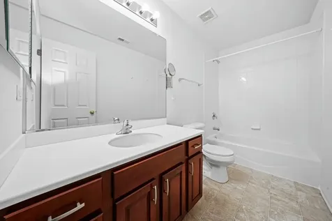 760 Lambert Lane Bartlett IL 60103