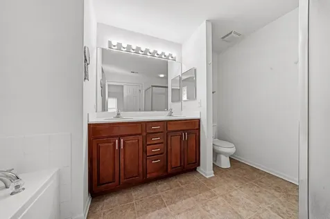760 Lambert Lane Bartlett IL 60103