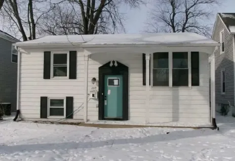 289 South Douglas Avenue Bradley IL 60915