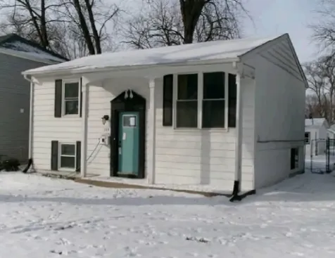 289 South Douglas Avenue Bradley IL 60915