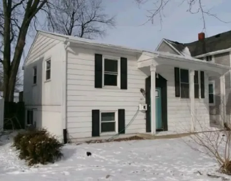 289 South Douglas Avenue Bradley IL 60915
