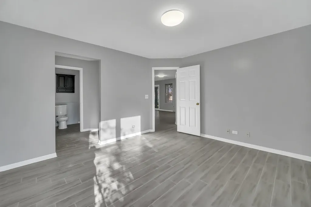 1065 Rockport Drive Carol Stream IL 60188