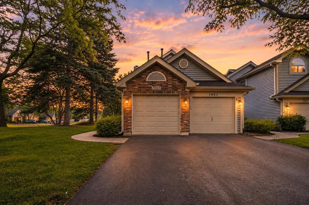 1065 Rockport Drive Carol Stream IL 60188