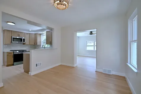 1728 North 76 Avenue Elmwood Park IL 60707